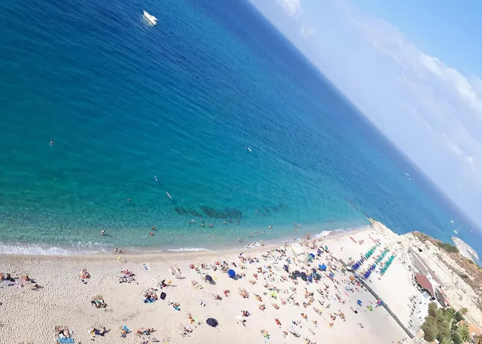 Casa Nel !!! Vakantiehuis Falconara Albanese