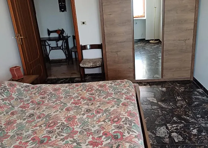 Casa Nel !!! * Falconara Albanese